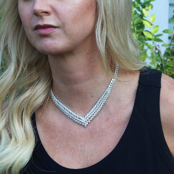 34.13ctw Diamond V-Shaped Statement Necklace in Platinum - Image 3