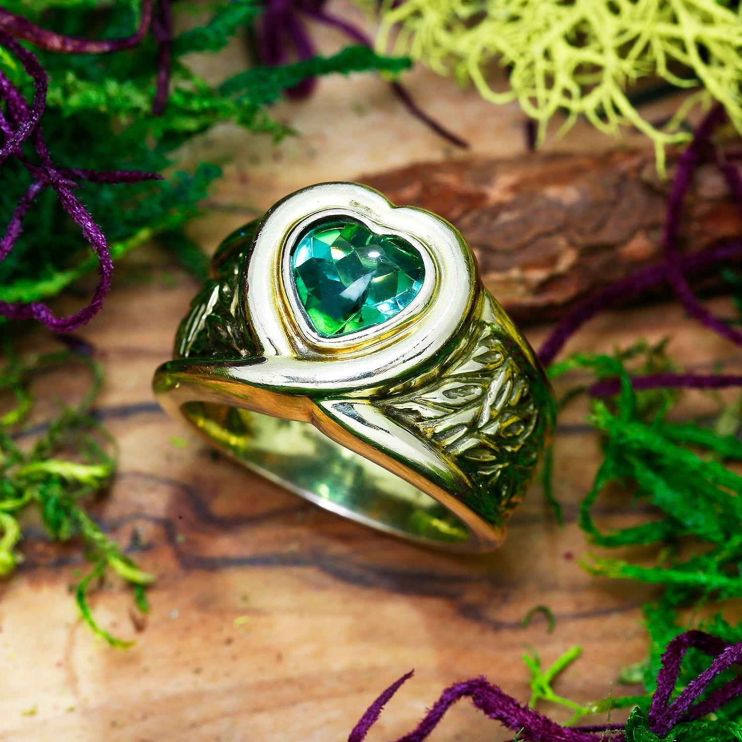 Once Upon A Diamond Ring Yellow Gold Vintage Heart Cabochon Green Tourmaline Solitaire Ring Yellow Gold