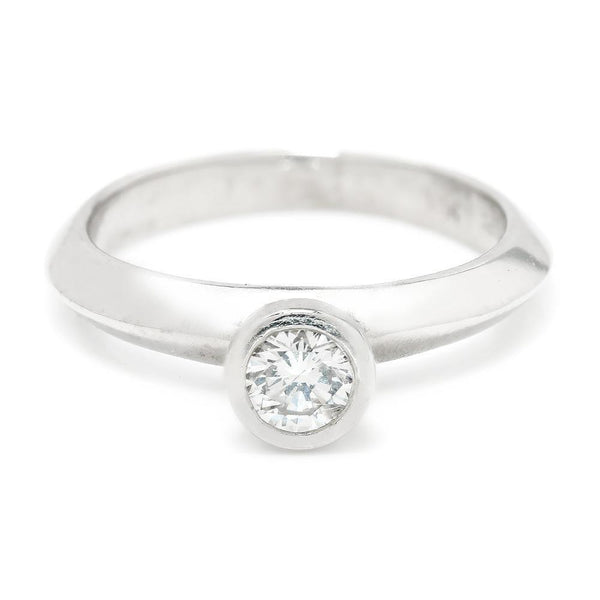 Round Diamond Bezel Set Solitaire Engagement Ring 18K .25ct - Image 2