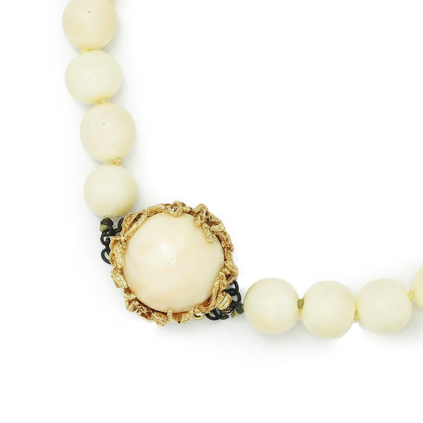 Vintage Angel Skin Coral Bead Necklace 14K Gold Clasp 10mm - Image 3